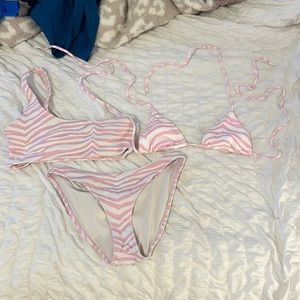 Triangl bikini set JUST TRIANGLE TOP AND BOTTOMS!!!!